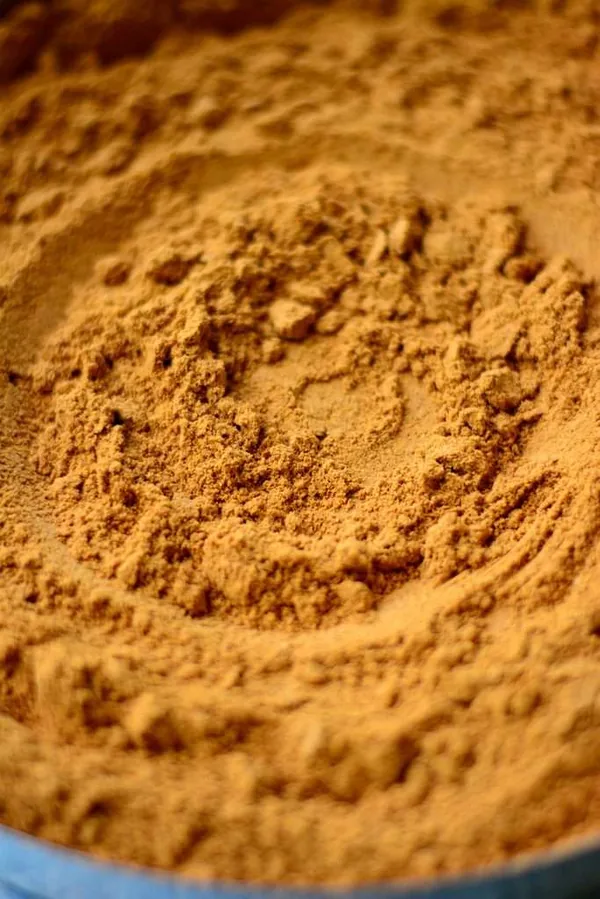 Tongkat ali root powder